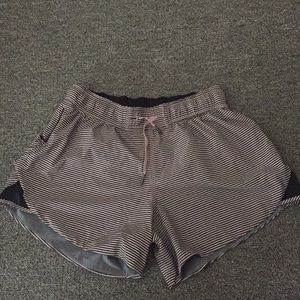 Lululemon reversible shorts grey to black/pink